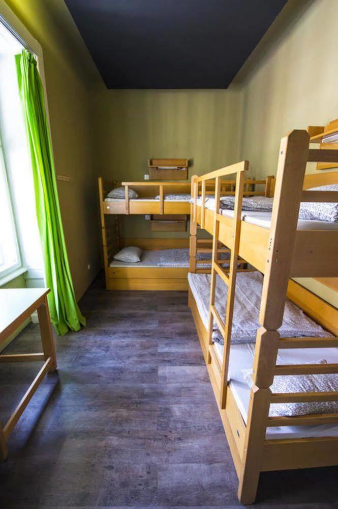 Treestyle Hostel Будапешт Экстерьер фото